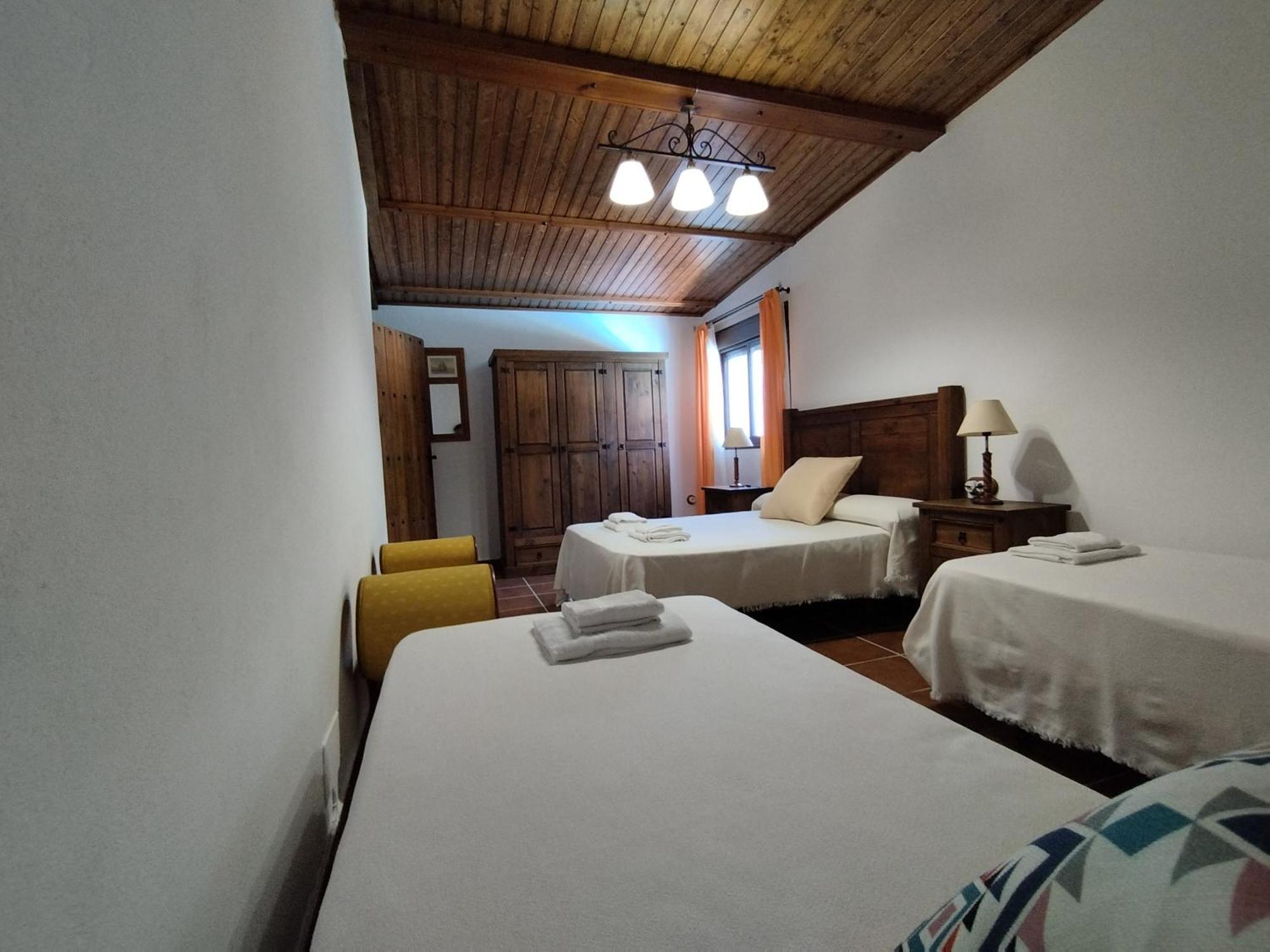 Malcocinado  Vivienda Rural Los Madronos מראה חיצוני תמונה